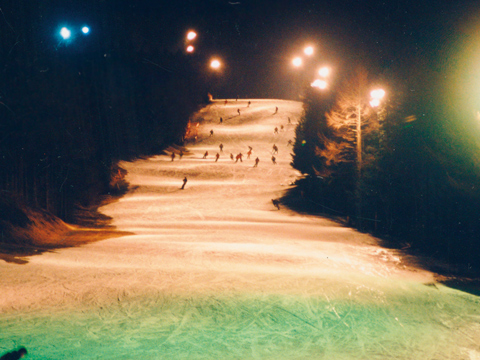 富士天神山スキー場　ナイター営業開始